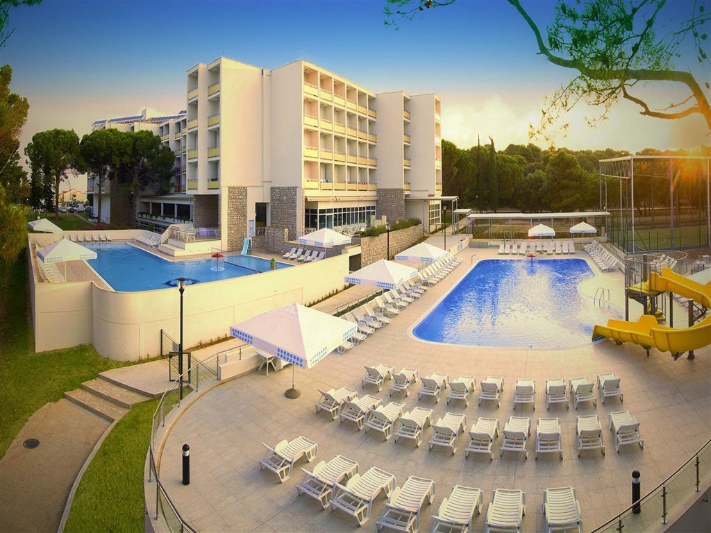 Zkrácená dovolená v Chorvatsku s dopravou a all inclusive v ceně – hotel Adria
