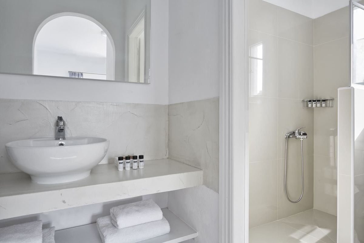Mrs Armelina By Mr & Mrs White Hotels