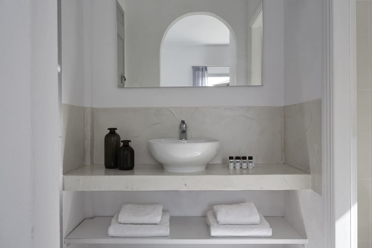 Mrs Armelina By Mr & Mrs White Hotels