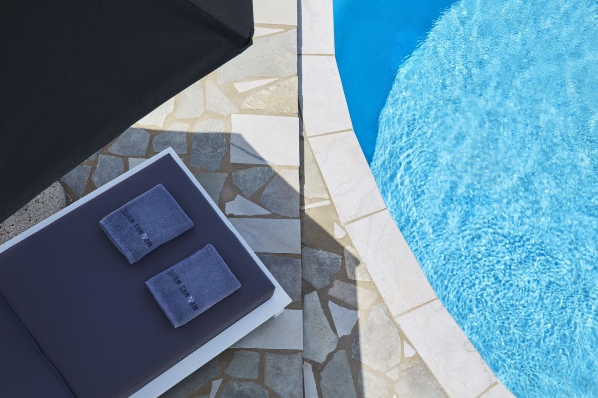 Mrs Armelina By Mr & Mrs White Hotels