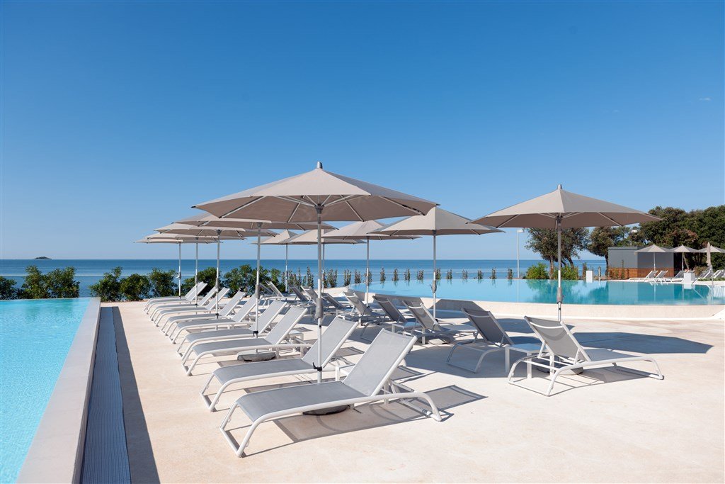 Amarin Apartments
