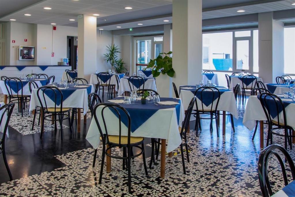 Hotel President's