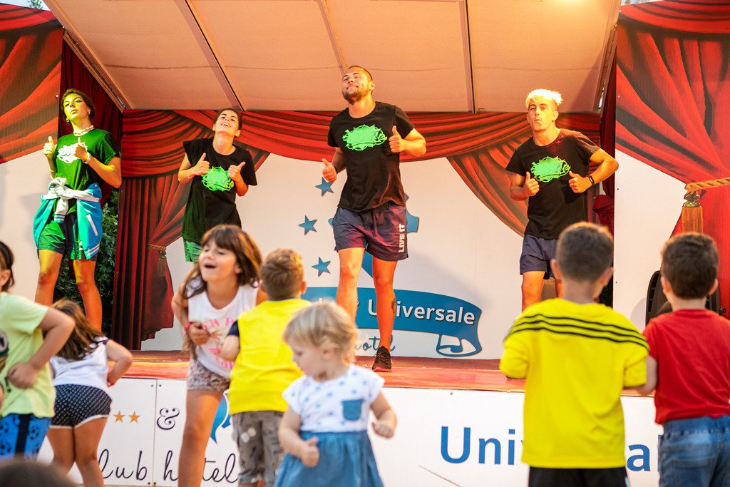 Promenade & Universale