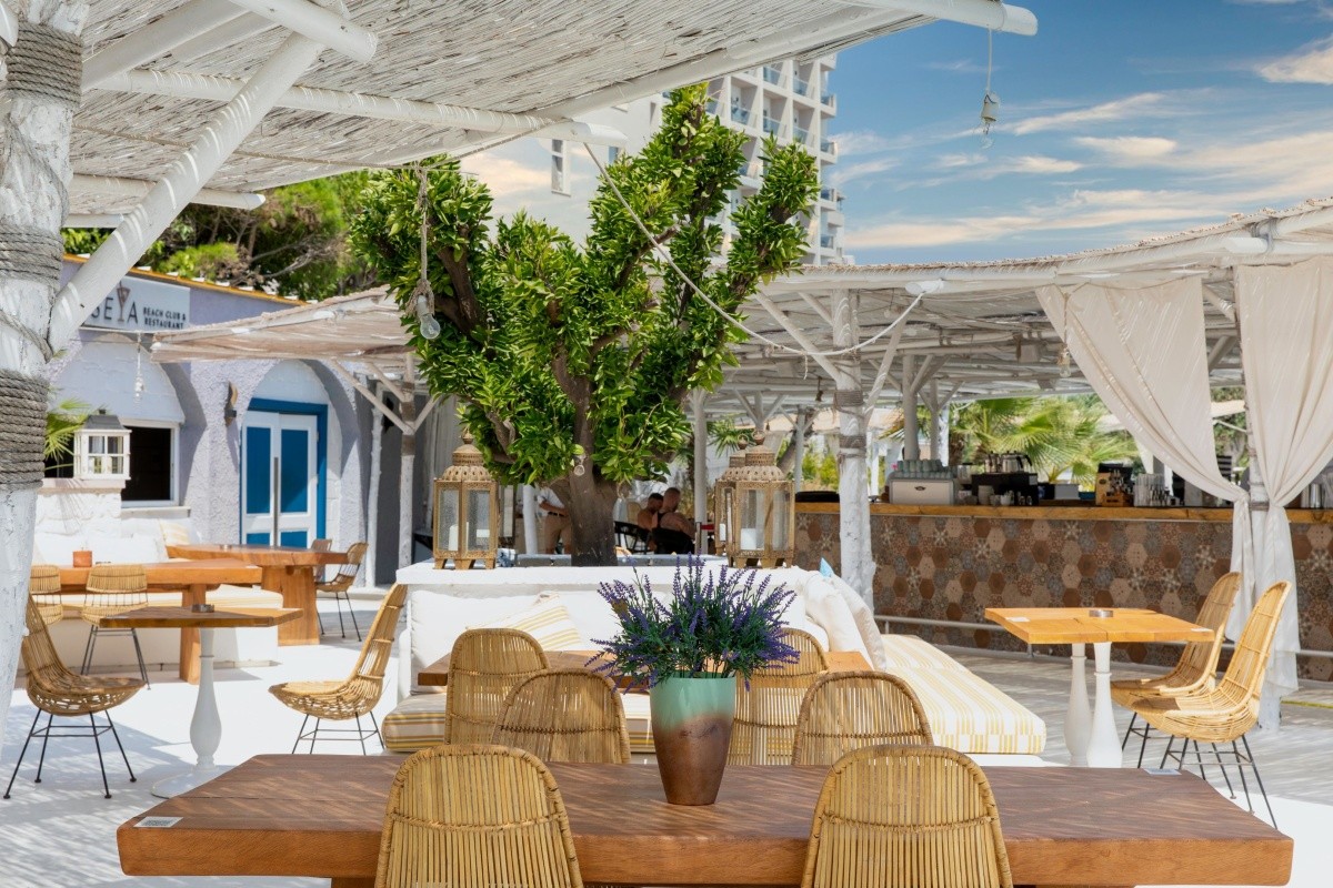 Design Plus Seya Beach