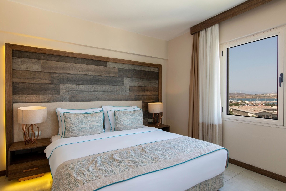 Design Plus Seya Beach