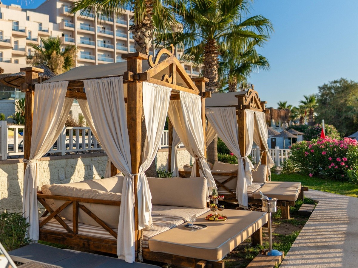 Design Plus Seya Beach