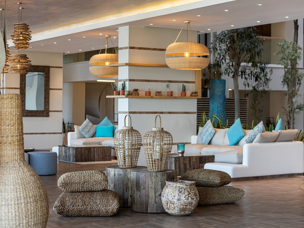 Design Plus Seya Beach