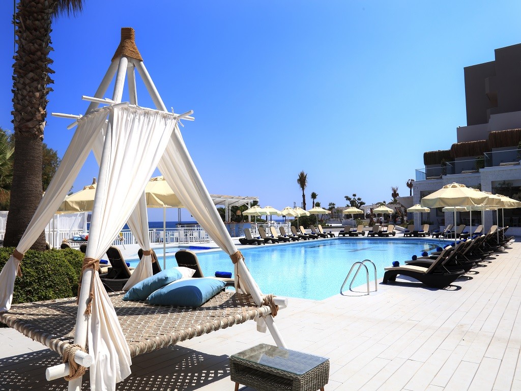 Design Plus Seya Beach