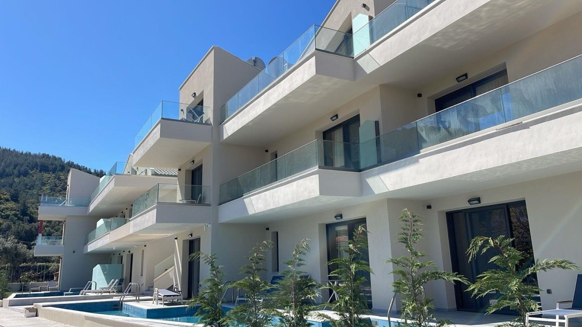 Cooee Mediterranean Beach Hotel