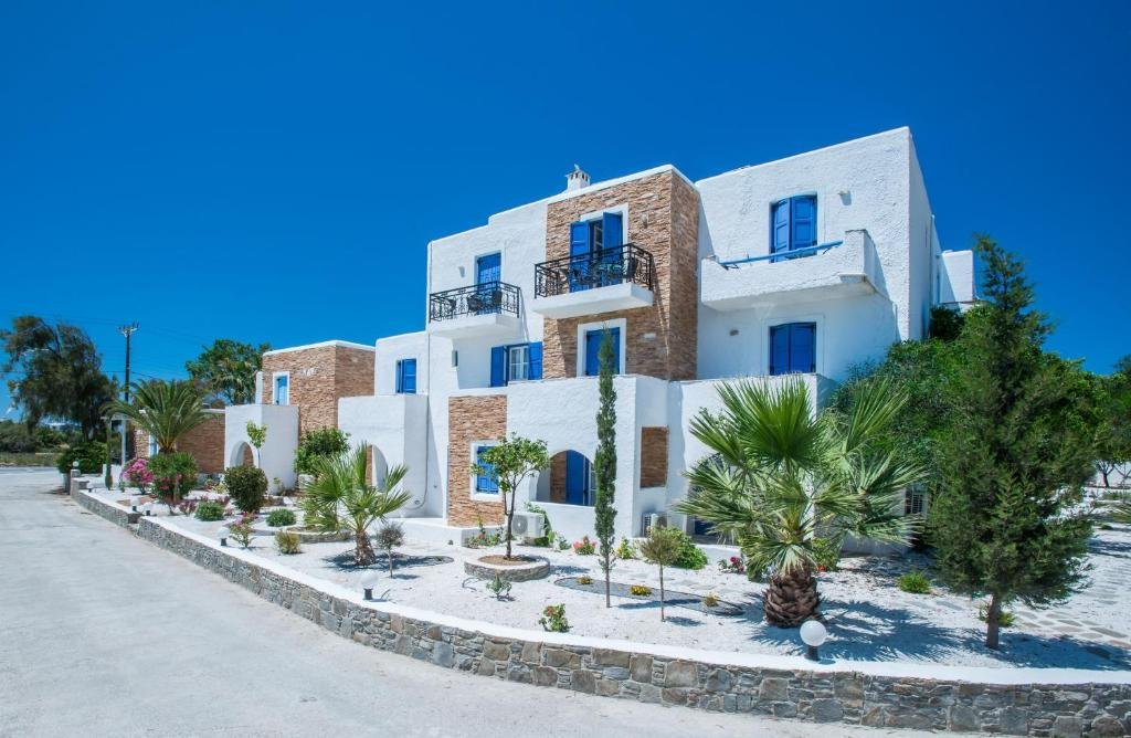 Naxos Holiday