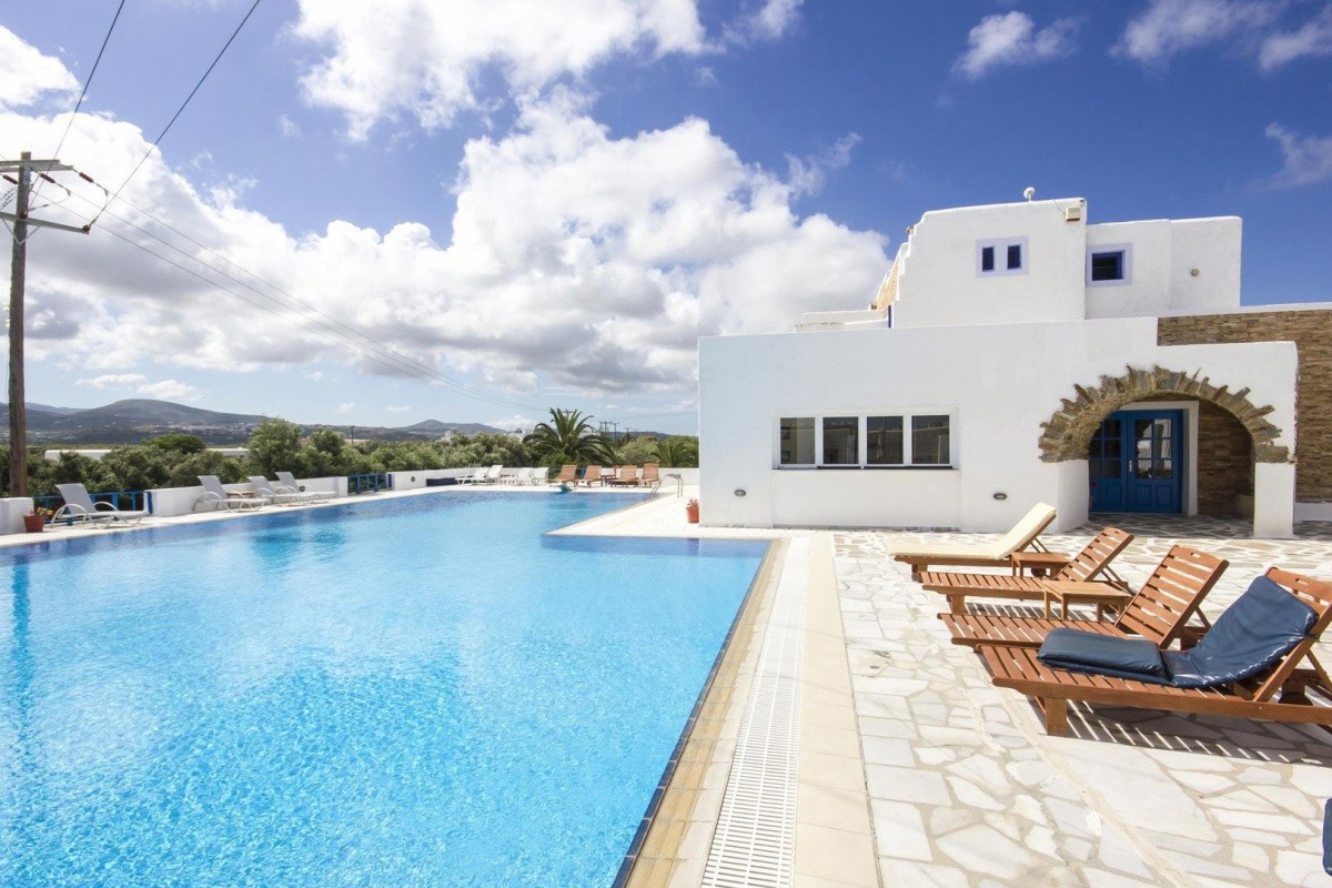 Naxos Holiday