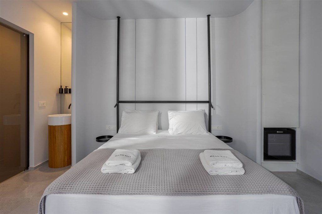 Baslico Suites