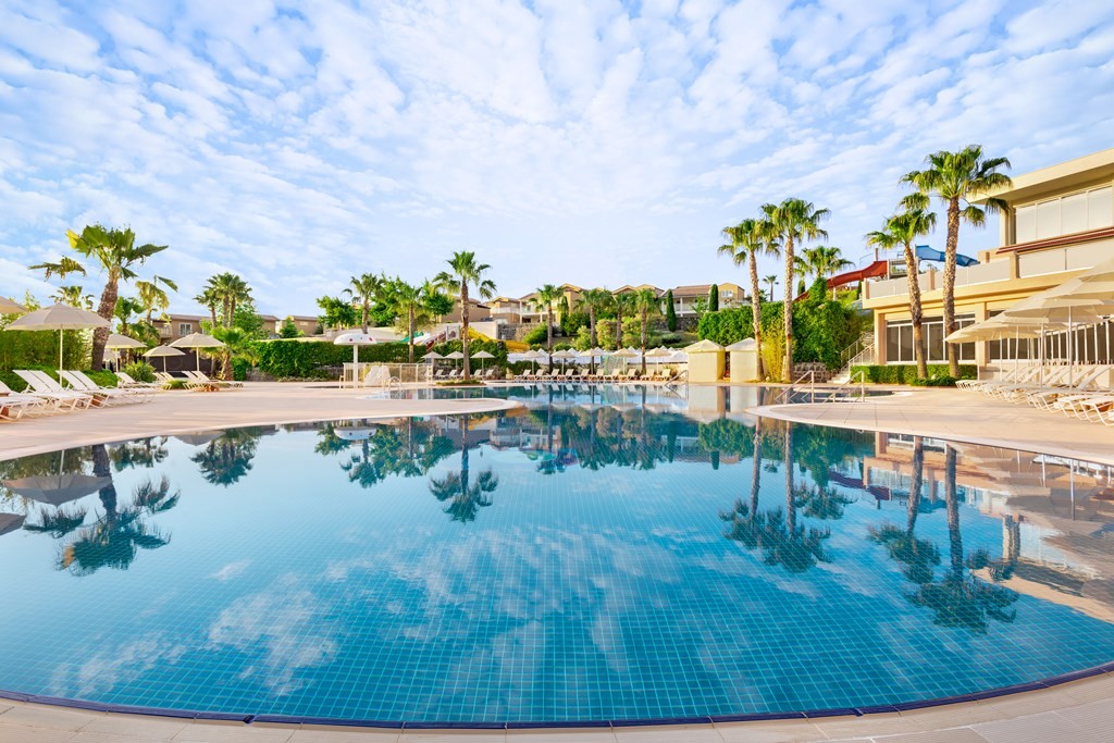 Unique Residence Golf & Spa