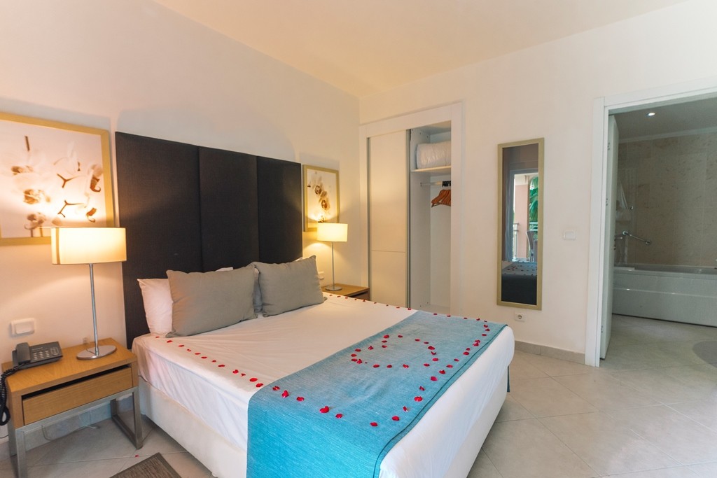 Unique Residence Golf & Spa
