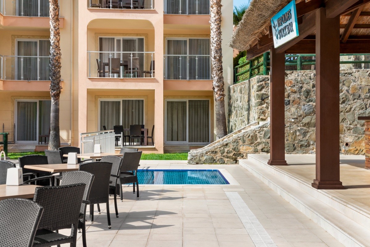 Unique Residence Golf & Spa