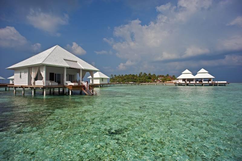 Diamonds Athuruga Beach & Water Villas