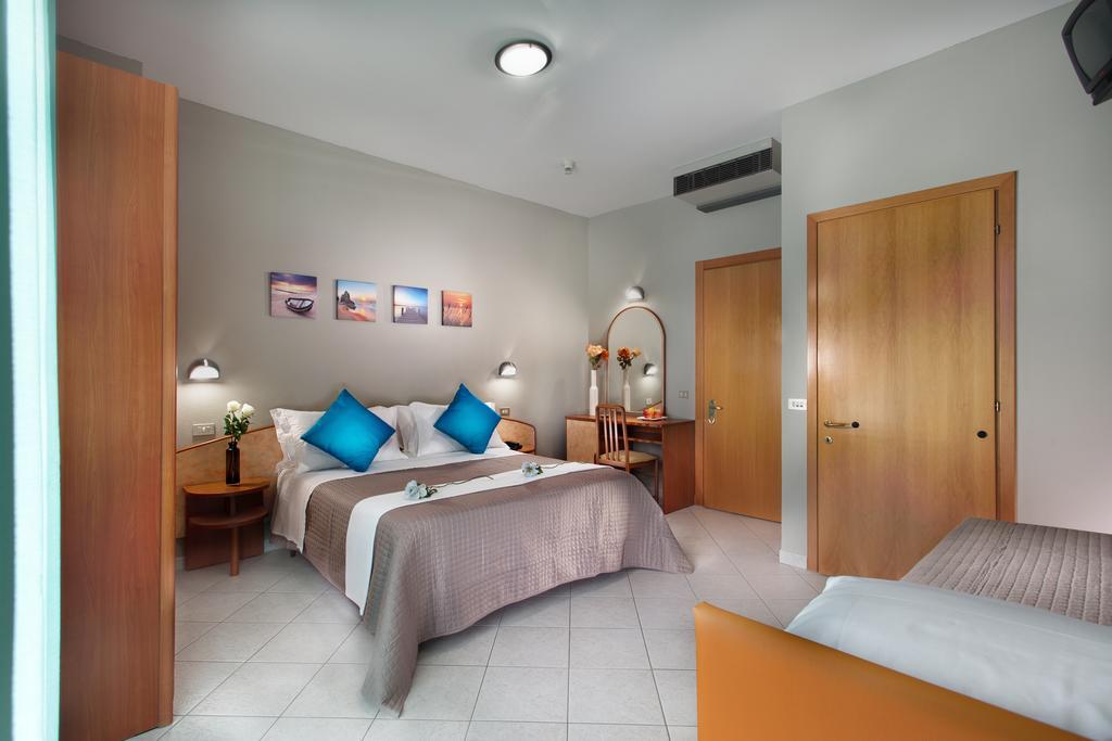 Hotel Mediterraneo s plnou penzí s nápoji