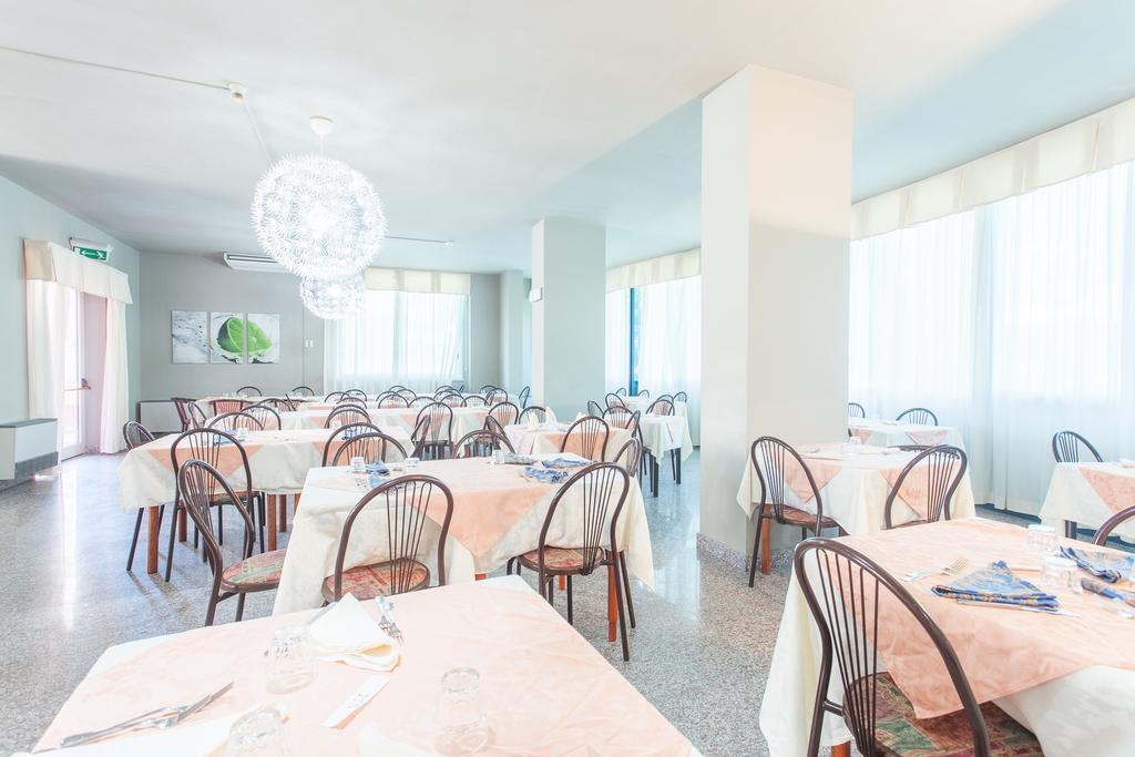 Hotel Mediterraneo s plnou penzí s nápoji