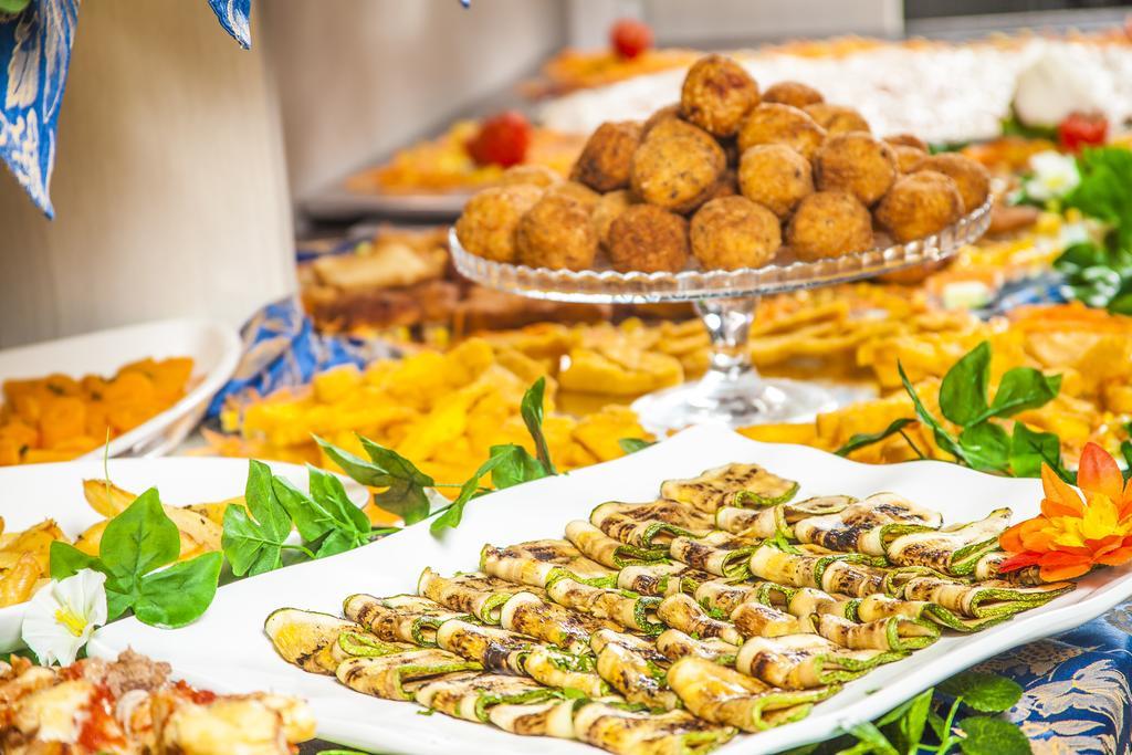 Hotel Mediterraneo s plnou penzí s nápoji