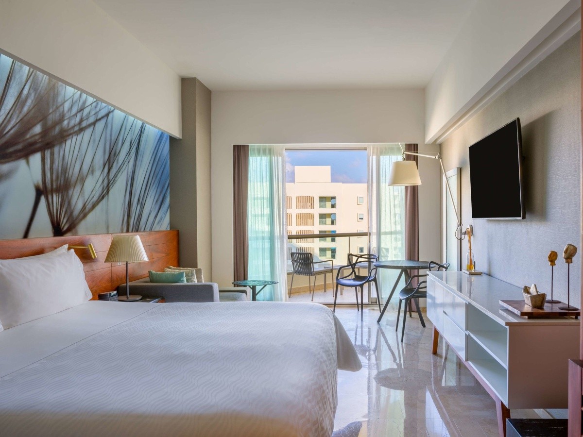 Live Aqua Beach Resort Cancun