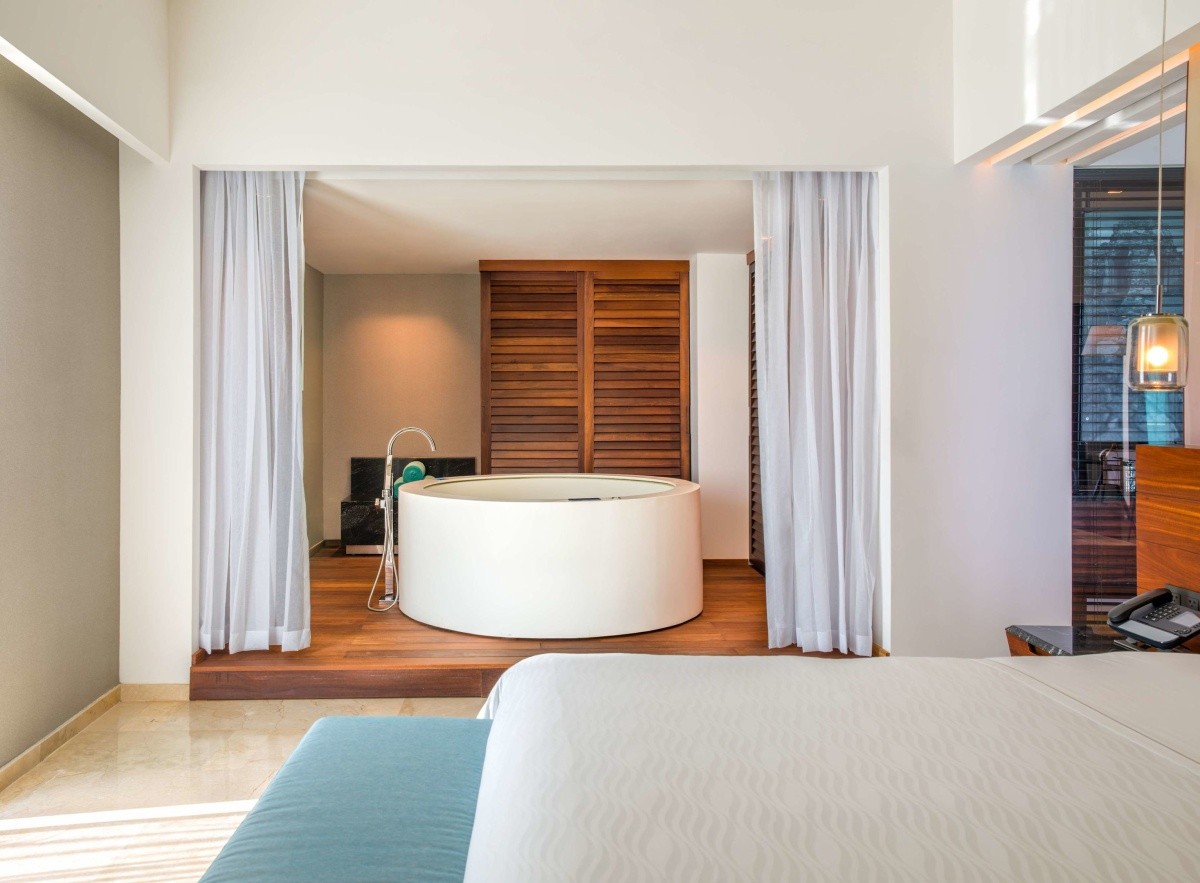 Live Aqua Beach Resort Cancun