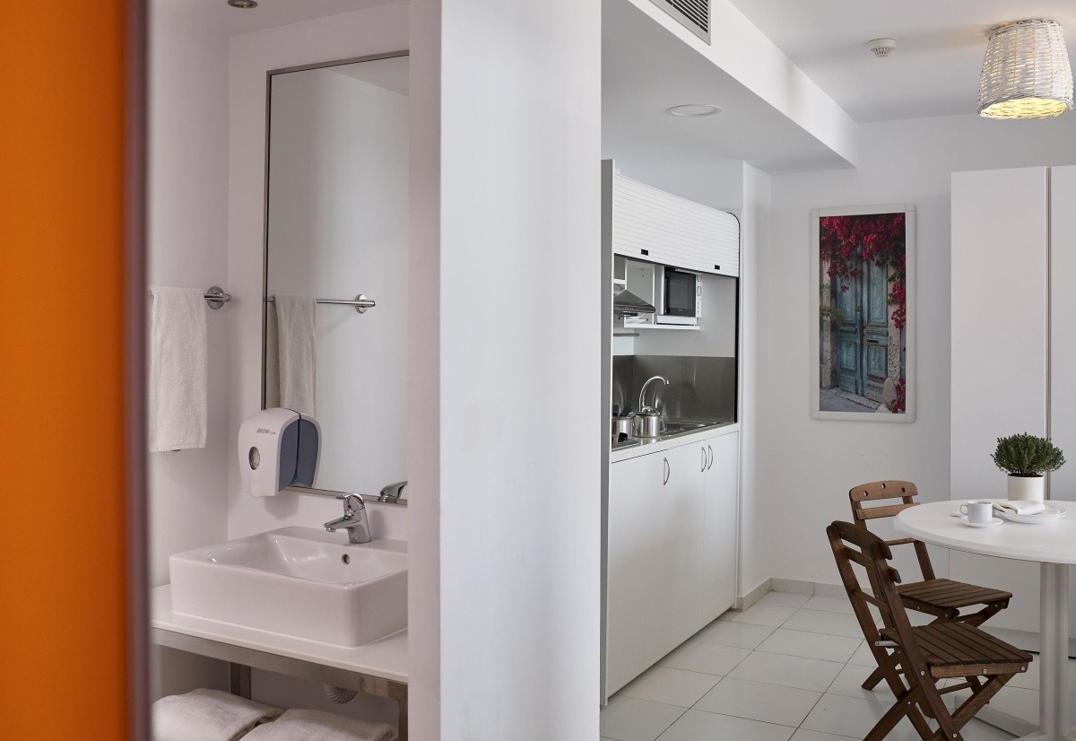 Epsilon Hotel Apartments