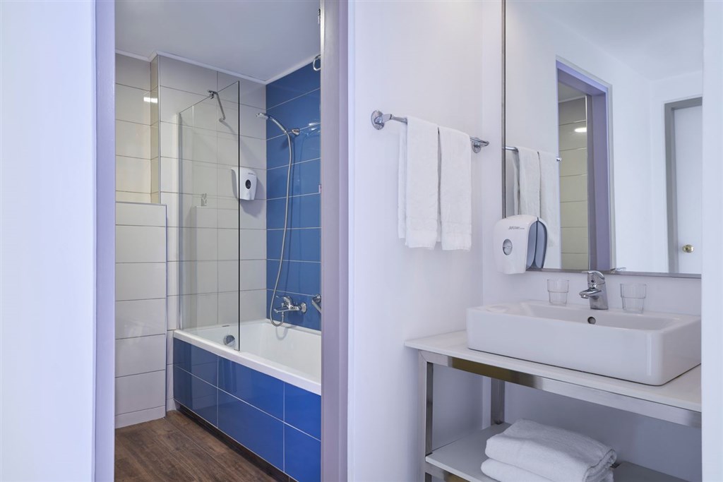 Epsilon Hotel Apartments