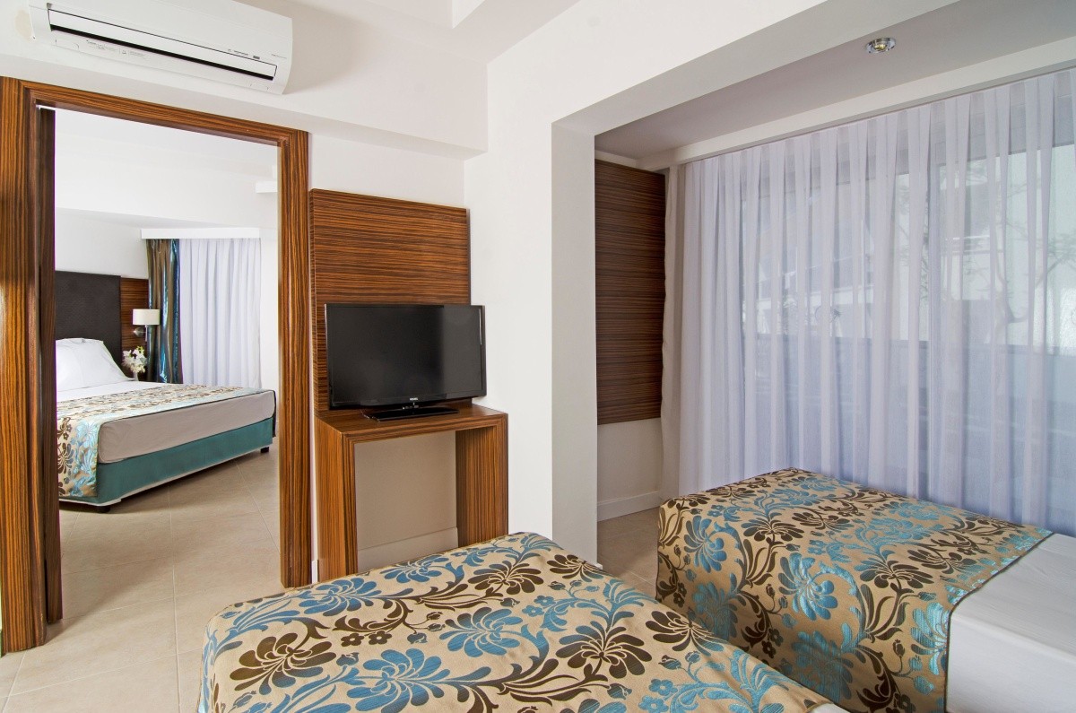 Palm Wings Beach Resort