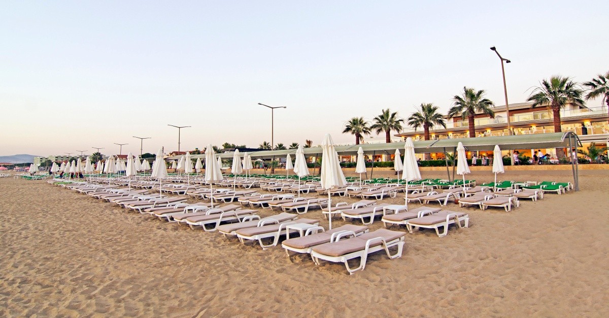Palm Wings Beach Resort