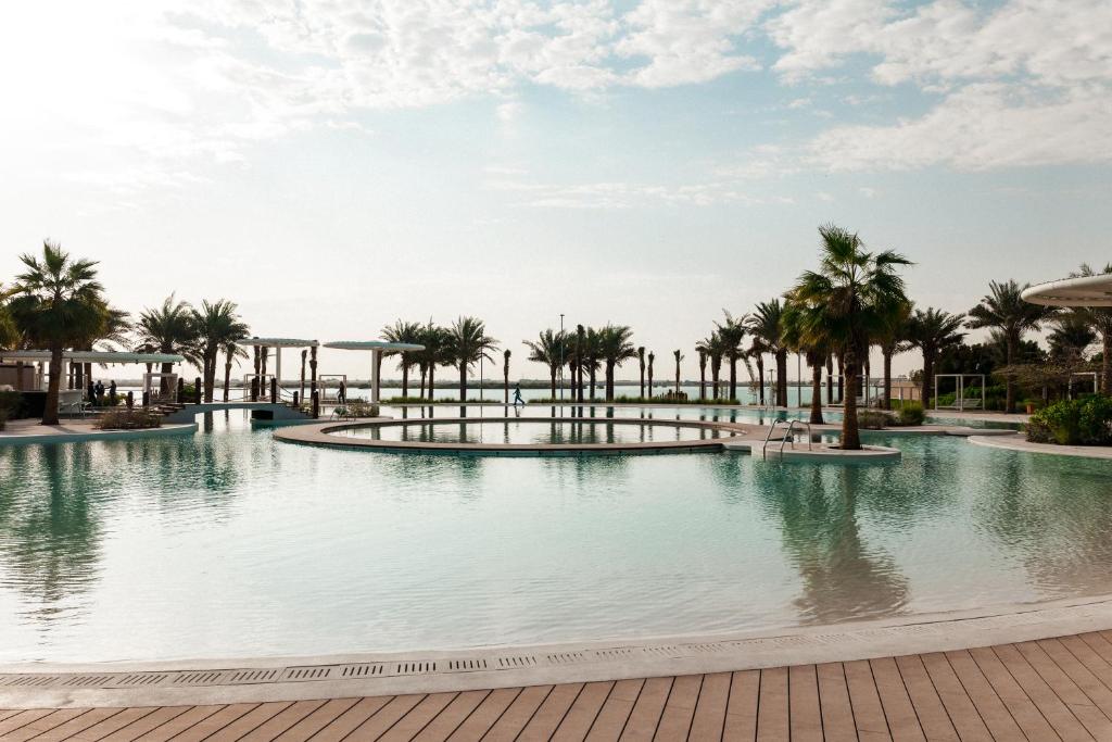 Erth Abu Dhabi