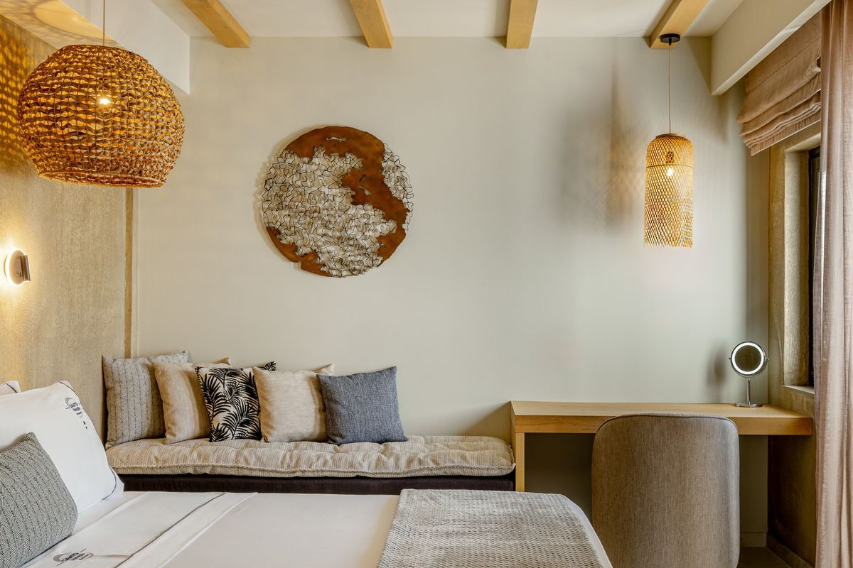 Santo Mangata Boutique