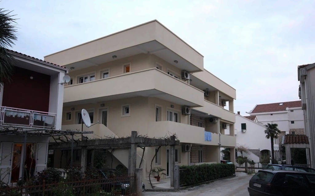 Apartments Mandir