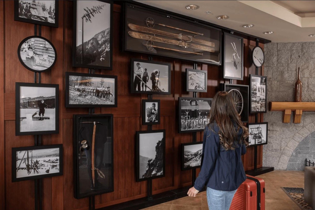 Crystal Lodge Hotel Whistler