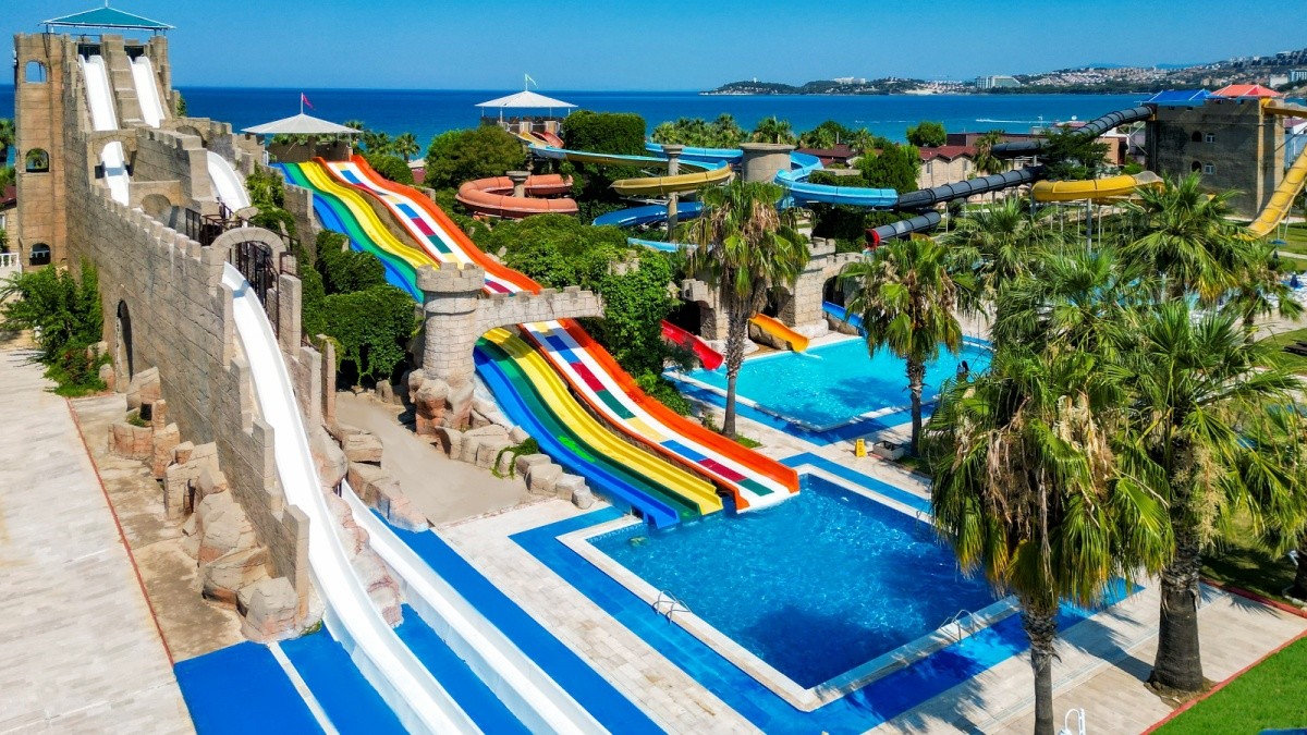 Risus Aqua Beach