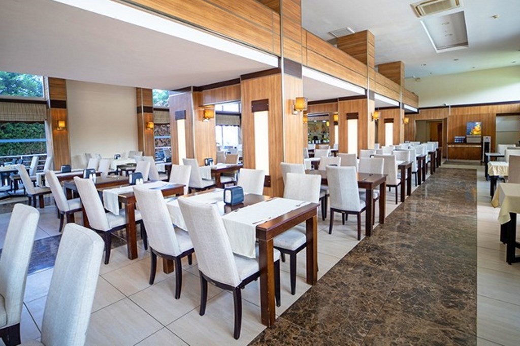 Risus Aqua Beach