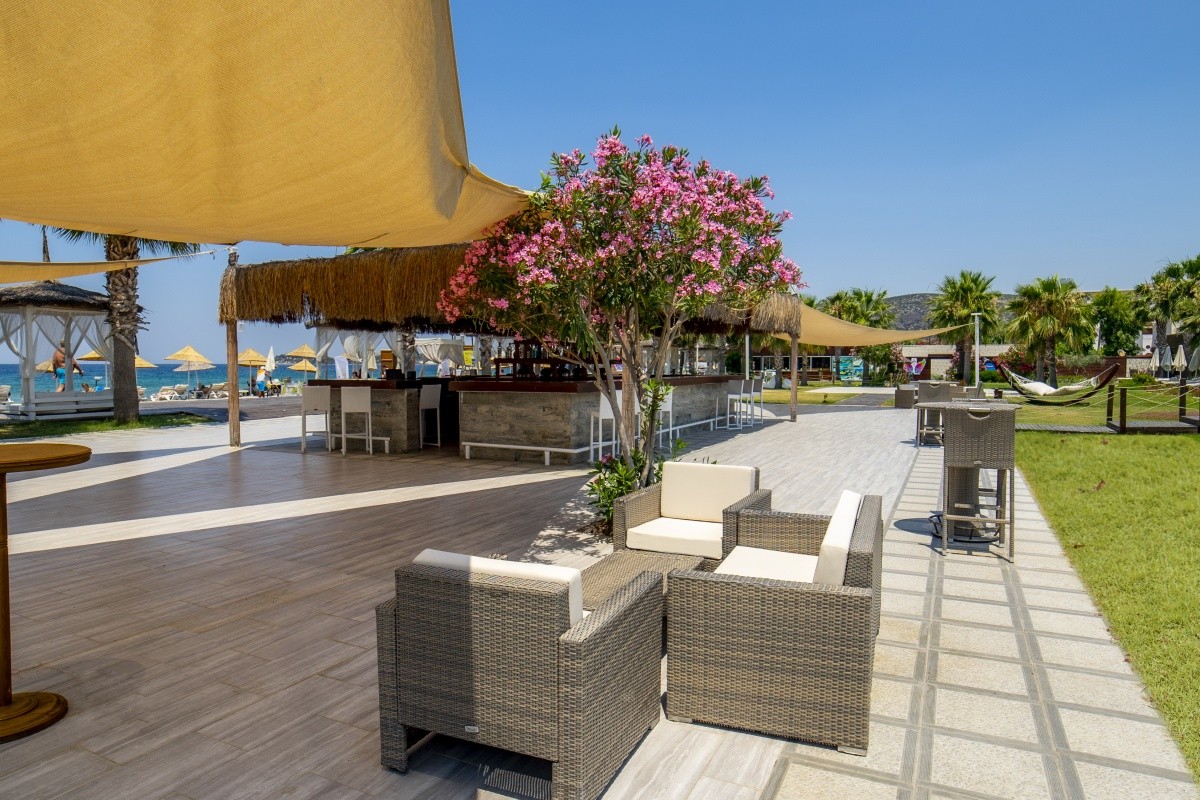 Risus Aqua Beach