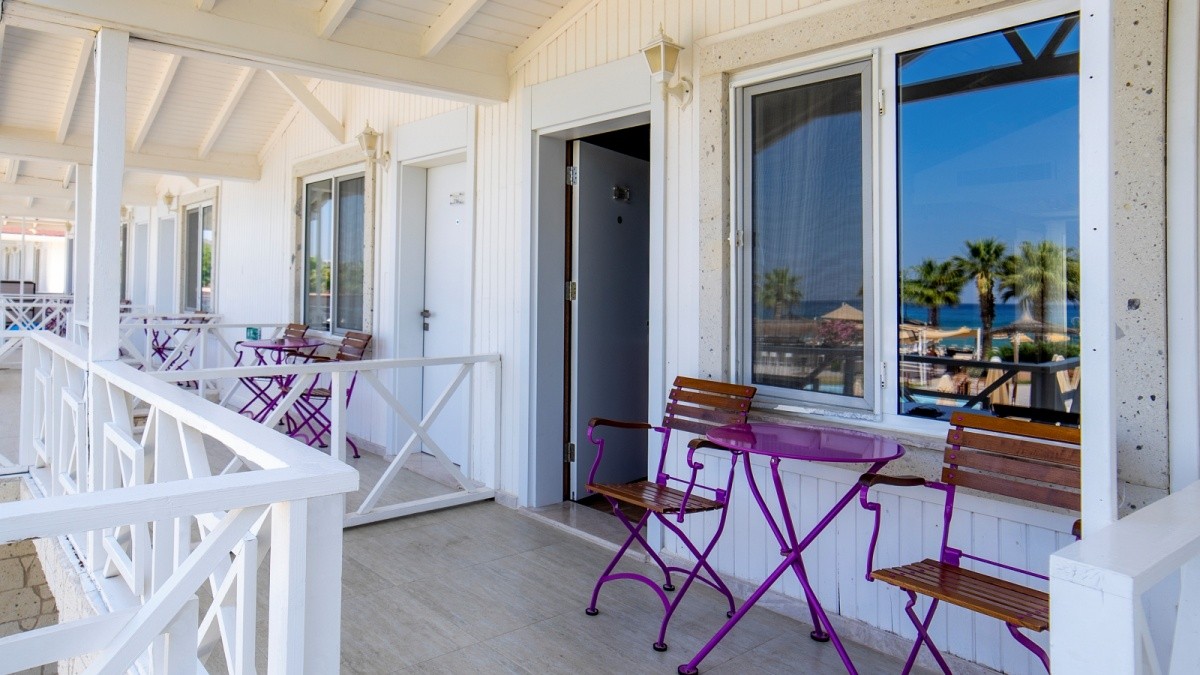 Risus Aqua Beach