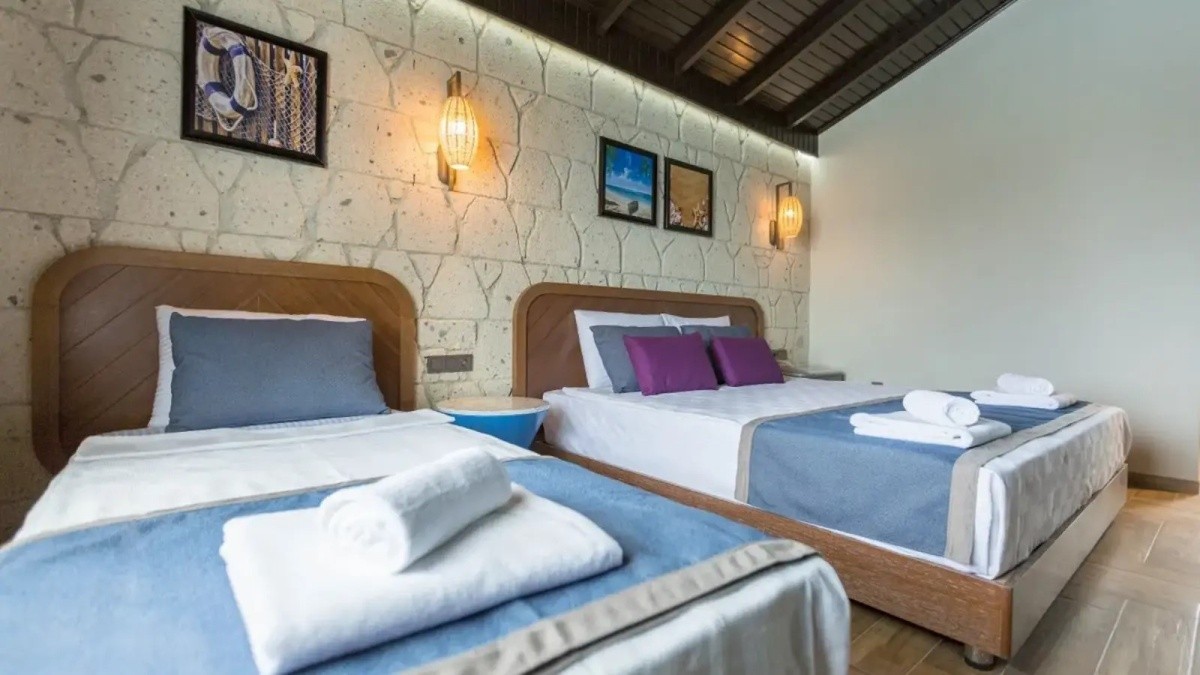 Risus Aqua Beach