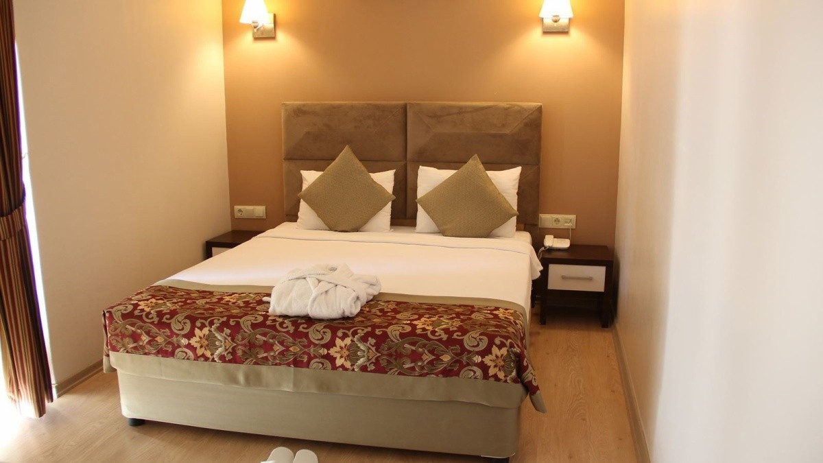 Risus Aqua Beach