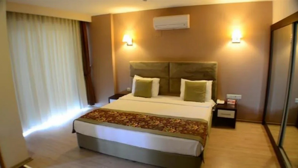 Risus Aqua Beach
