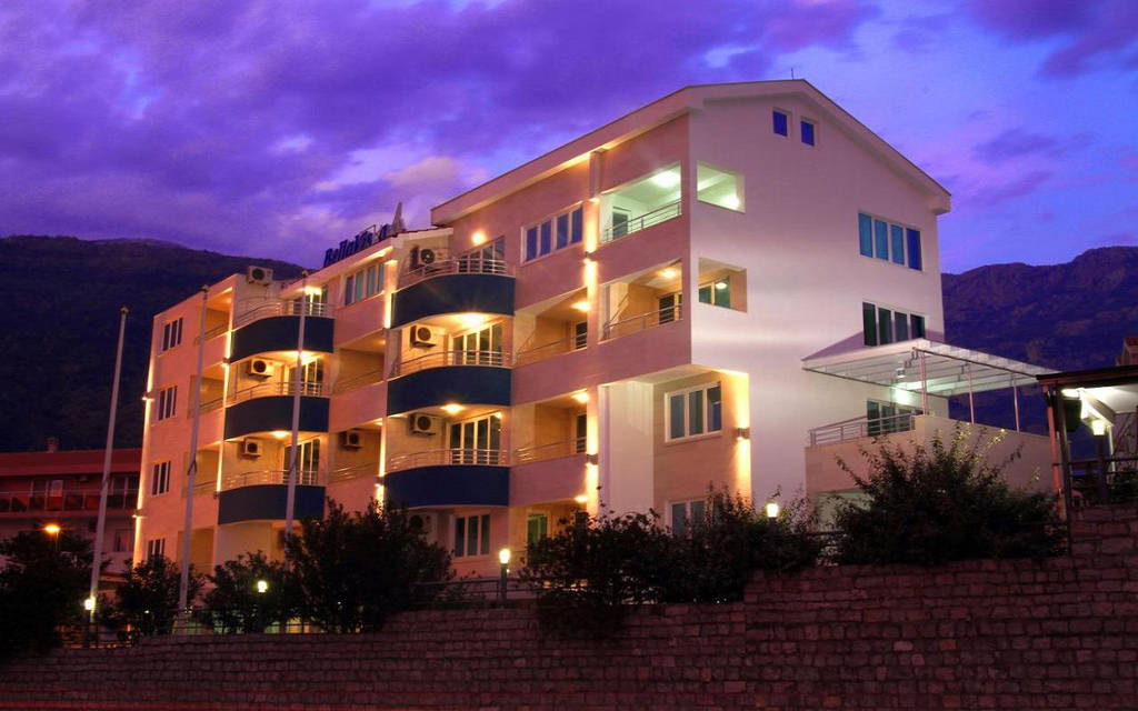 Bella Vista
