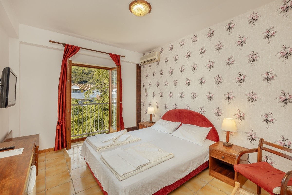 Talia Hotel & Spa