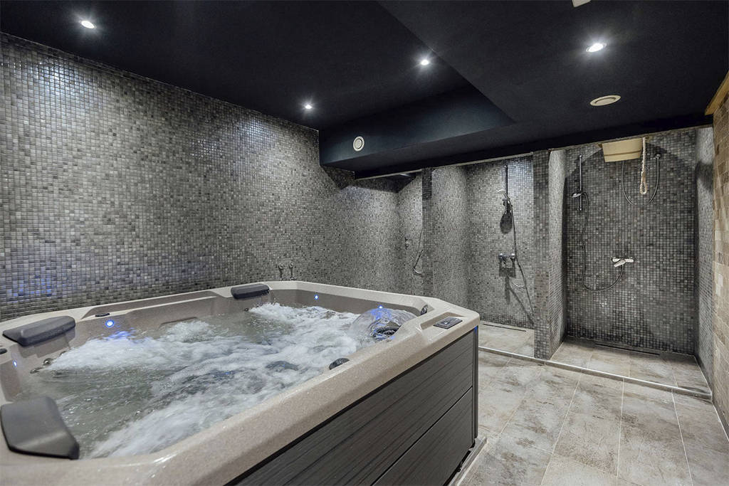 Talia Hotel & Spa