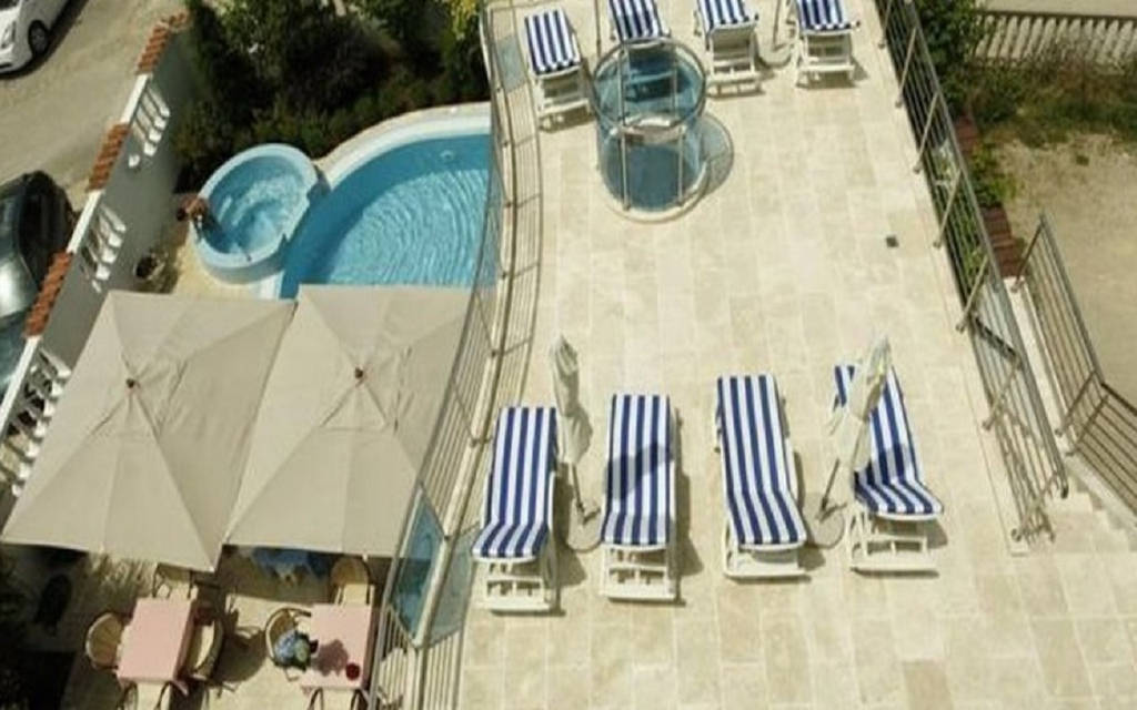 Apartments Perovic