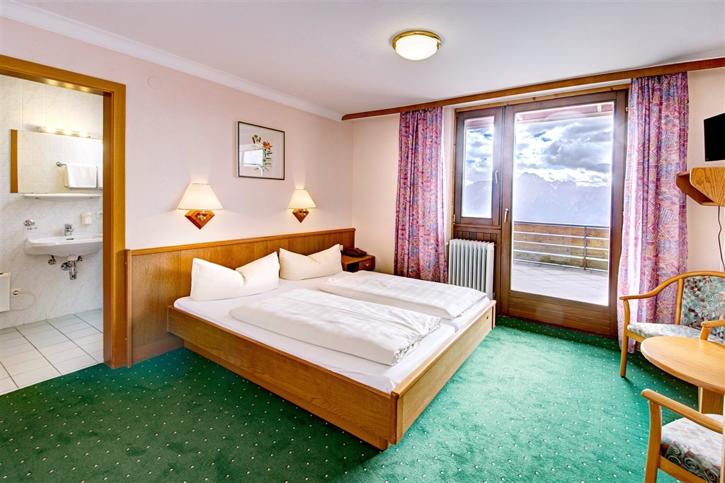 Almdorf & Sporthotel Hochlienz (Lienz)