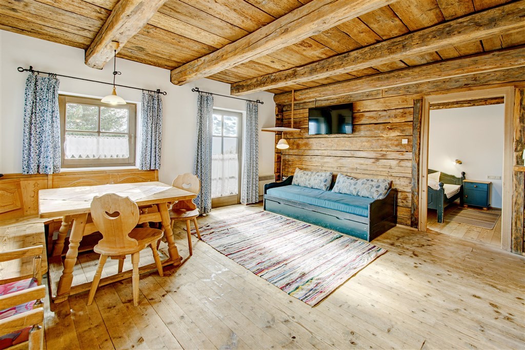 Almdorf & Sporthotel Hochlienz (Lienz)