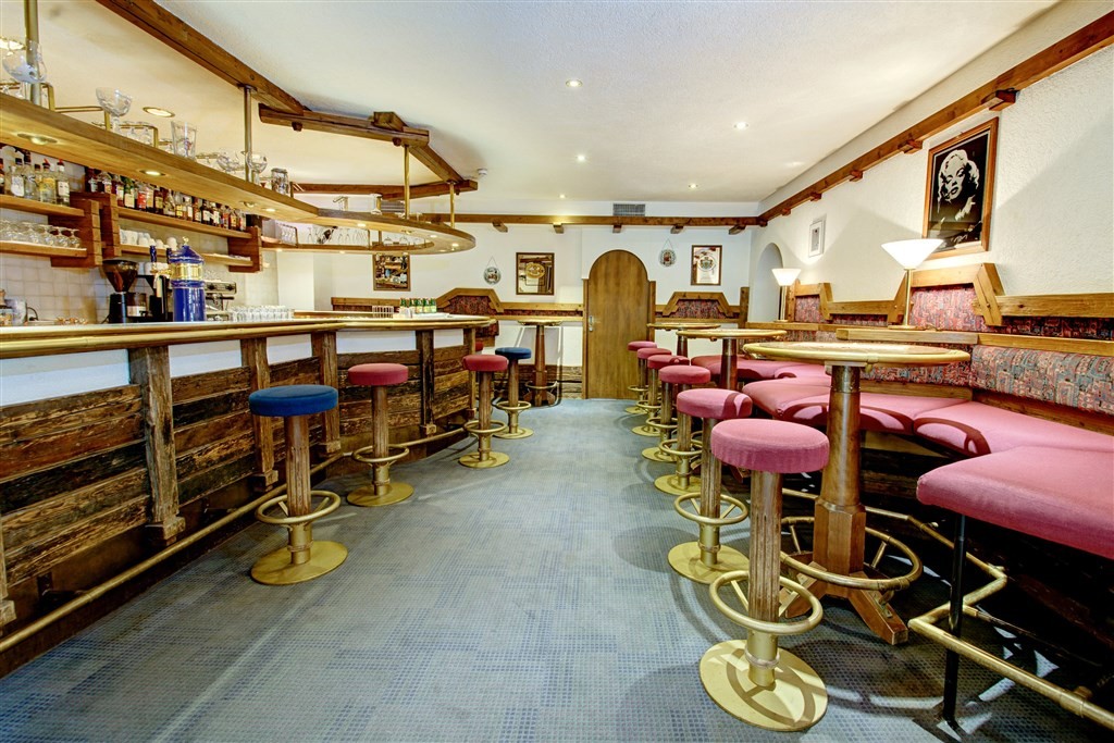 Almdorf & Sporthotel Hochlienz (Lienz)