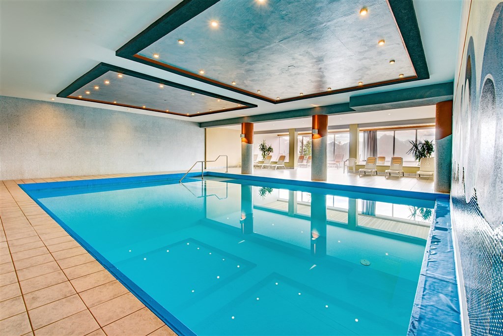 Almdorf & Sporthotel Hochlienz (Lienz)