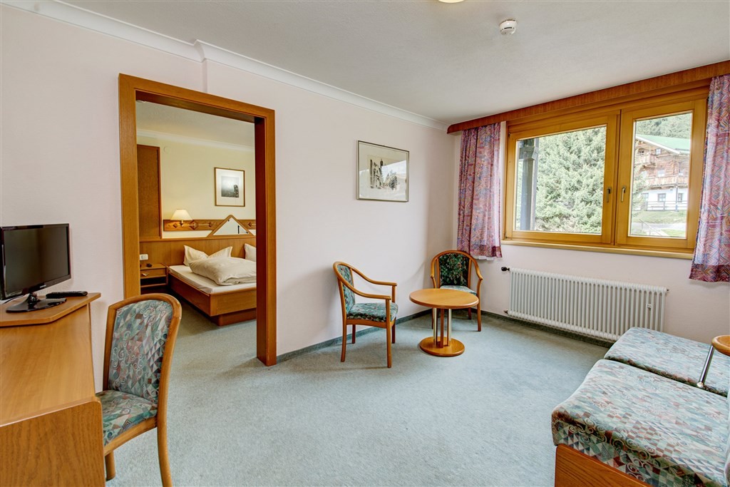 Almdorf & Sporthotel Hochlienz (Lienz)