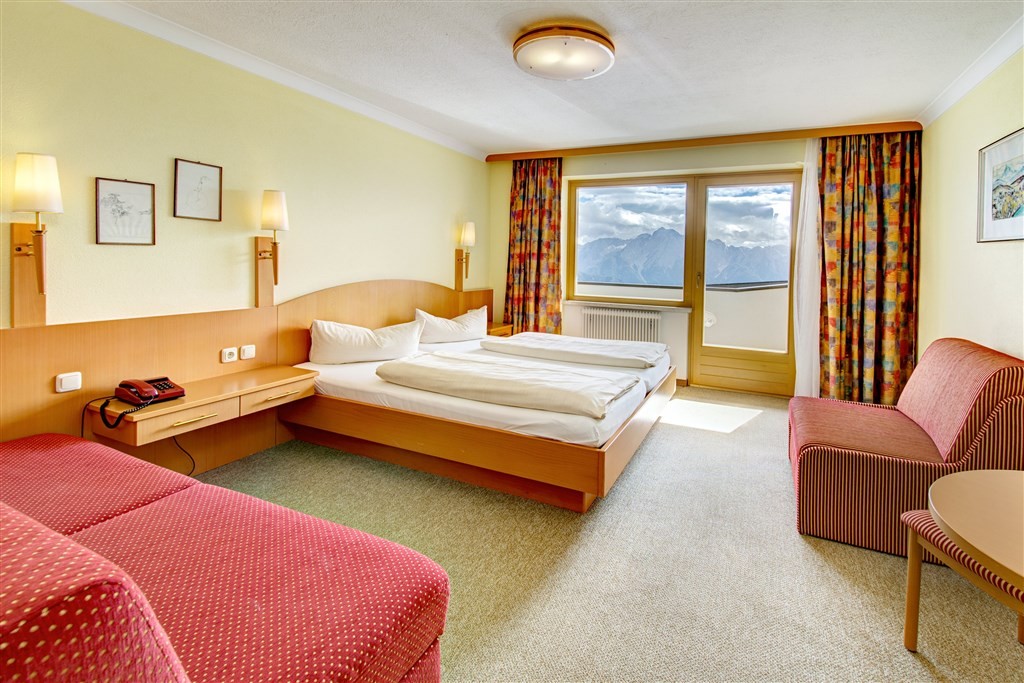 Almdorf & Sporthotel Hochlienz (Lienz)